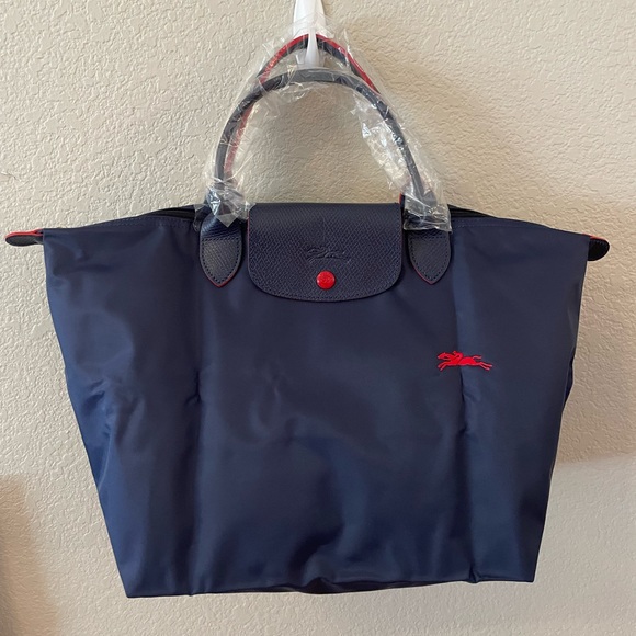 Longchamp Handbags - NWT LONGCHAMP LE PLIAGE TOTE